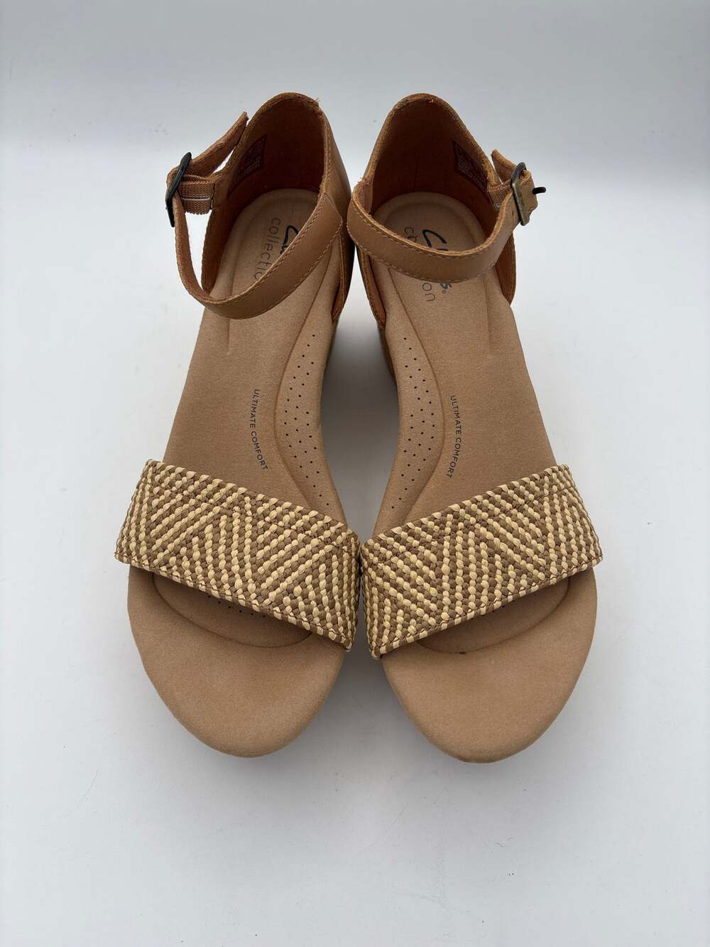 Womens Clarks Tan Wedge Sandals Size 8 Adjustable Ankle Strap 3 Inch Heel